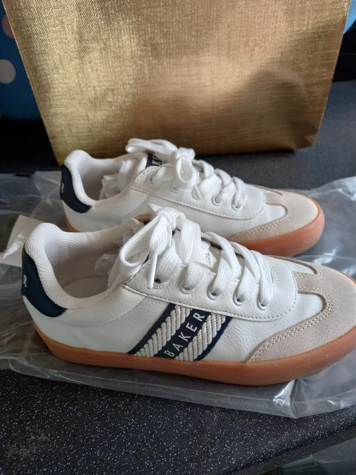 Buy & Sell Essington Wolverhampton - Photos for ted baker trainers size 1