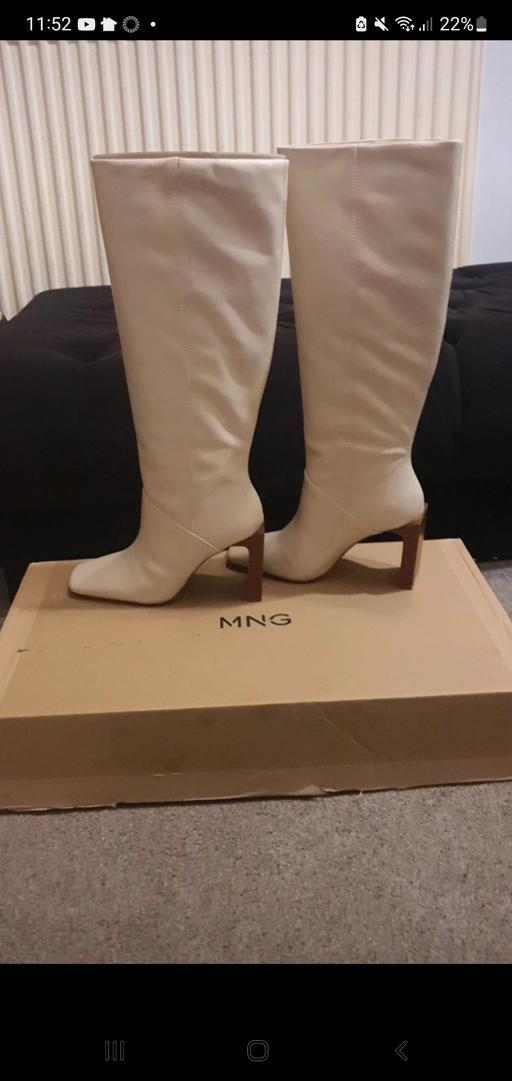 Buy & Sell Birmingham New Street Birmingham - Photos for Mango boots