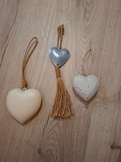 Buy & Sell Woodcross Wolverhampton - Photos for Set of 3 hanging hearts