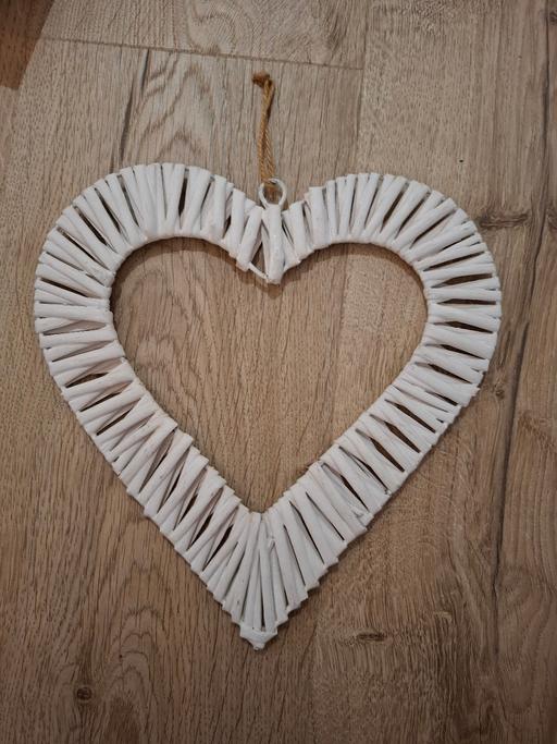 Buy & Sell Woodcross Wolverhampton - Photos for Hanging wicker heart