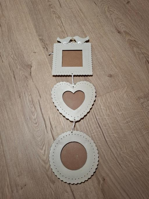 Buy & Sell Woodcross Wolverhampton - Photos for Hanging Metal Shabby Chic Frame