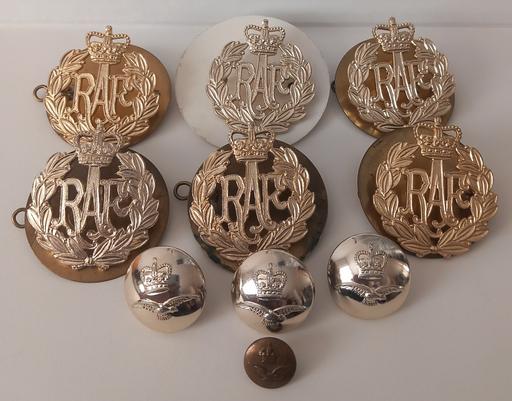 Buy & Sell Thatto Heath Saint Helens - Photos for Collection of raf military buttons badges
