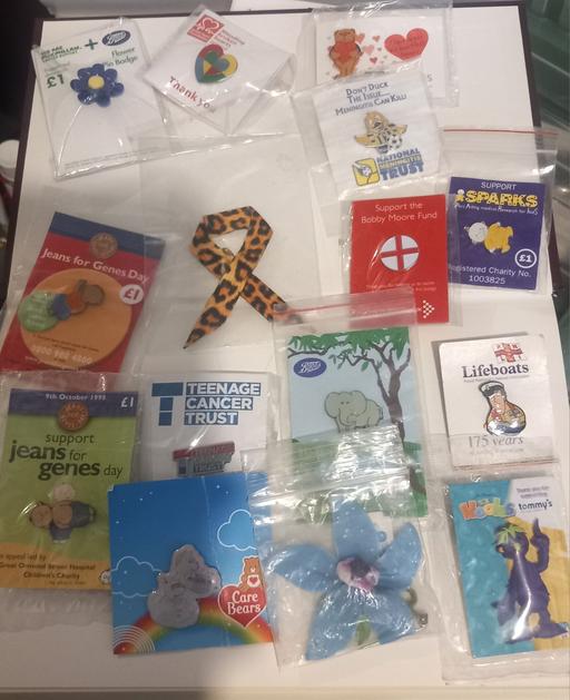 Buy & Sell Thatto Heath Saint Helens - Photos for Collection of Pin Badges