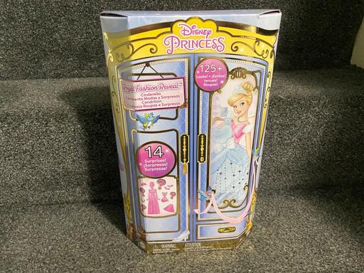 Buy & Sell New Tupton North East Derbyshire - Photos for New Disney princess reveal doll