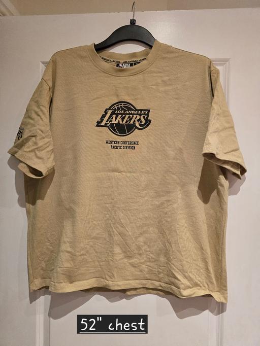 Buy & Sell Rowley Regis Sandwell - Photos for Lakers T shirt - XL