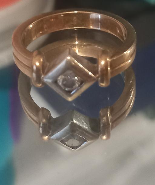 Buy & Sell Thatto Heath Saint Helens - Photos for stunning large 9ct gold diamond ring