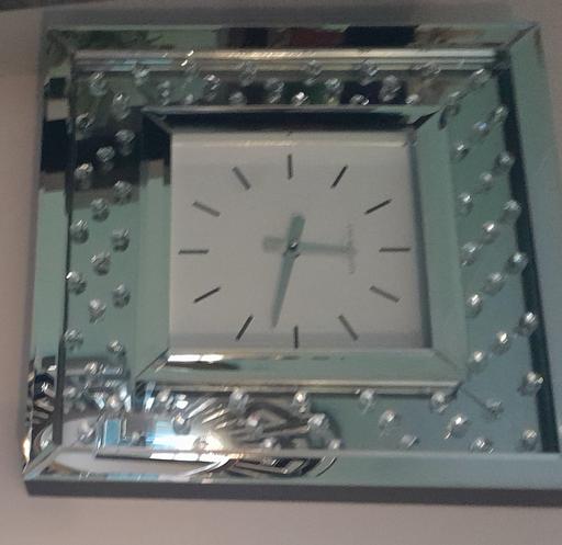 Buy & Sell Dudley Port Sandwell - Photos for glass clock and mirror
