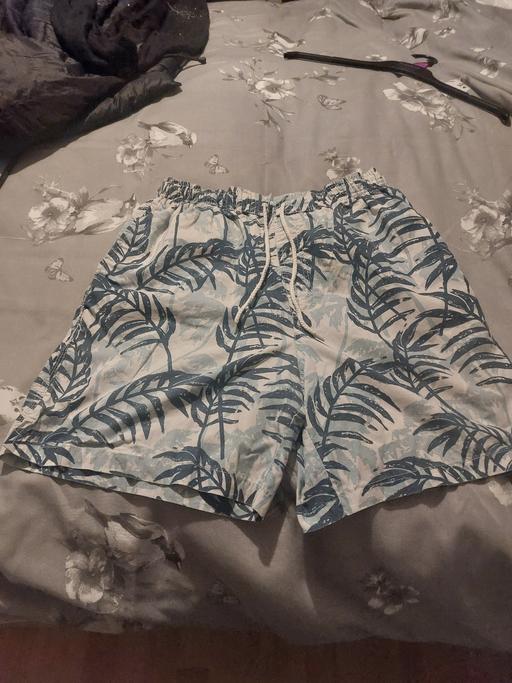 Buy & Sell Woodcross Wolverhampton - Photos for swimming shorts