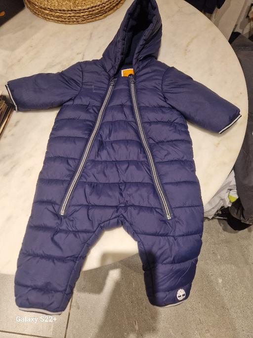Buy & Sell Upper Holloway North London - Photos for babys snow suit timberland 6 months