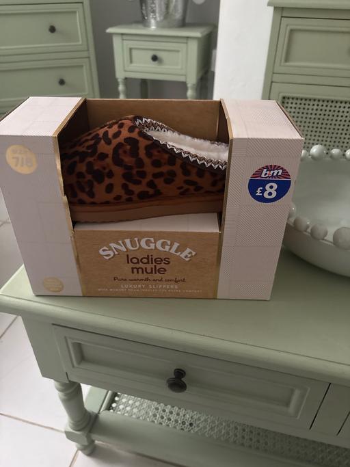 Buy & Sell Wombwell Barnsley - Photos for New size 7/8 slippers