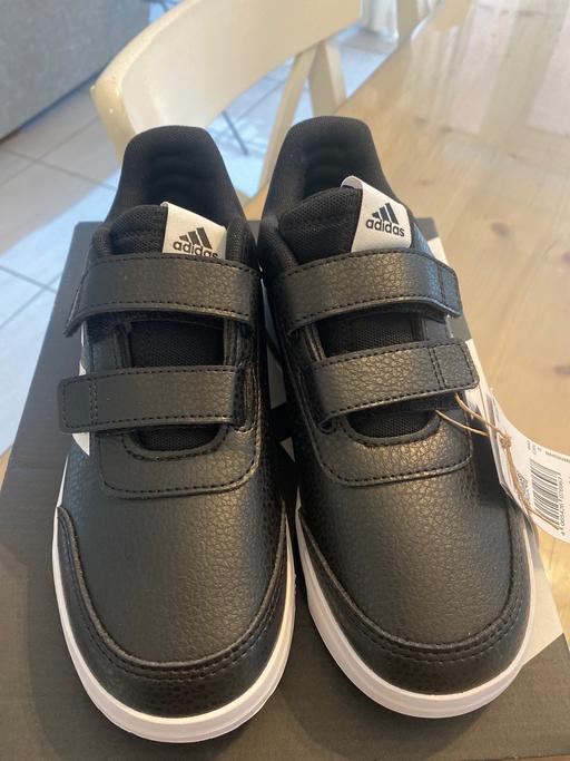 Buy & Sell Ackworth Wakefield - Photos for Boys adidas trainers new size 2