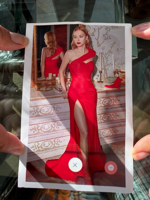 Buy & Sell Whitechapel East London - Photos for Elegant long red dress