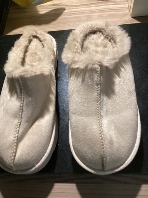 Buy & Sell Knowsley Industrial Park Knowsley - Photos for New slippers only tried on size 5