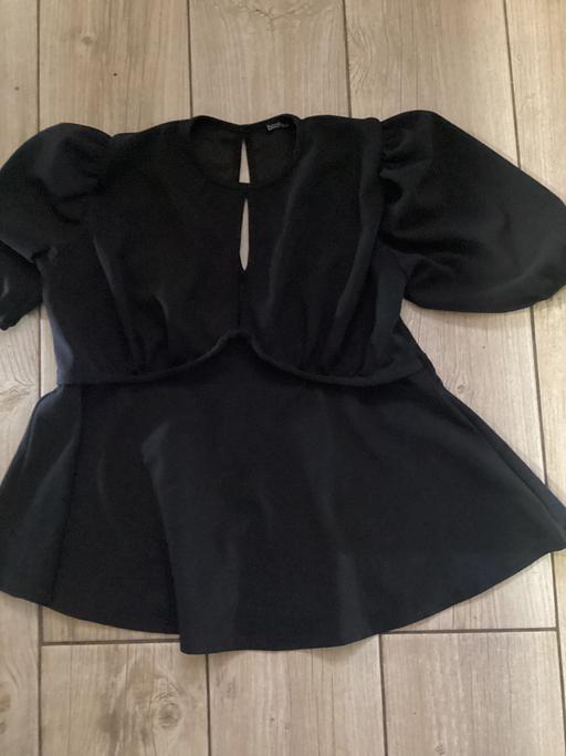 Buy & Sell Knowsley Industrial Park Knowsley - Photos for Worn once boohoo top size 16