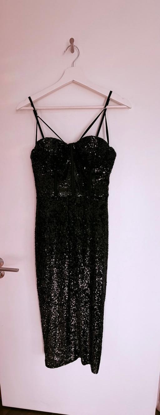 Buy & Sell Whitechapel East London - Photos for Short black dress with sequins