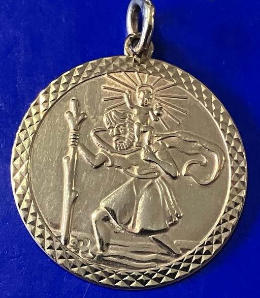 Buy & Sell Yeovil Somerset - Photos for 9ct Gold Saint Christopher Medal 375