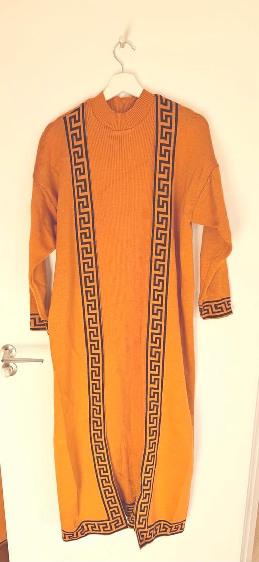 Buy & Sell Wapping East London - Photos for Dress with matching cardigan