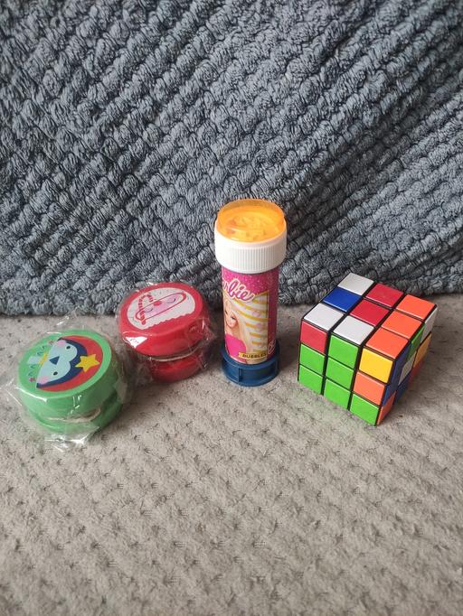 Buy & Sell Grafton Street Industrial Estate West Northamptonshire - Photos for Toys