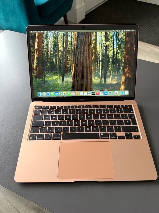 Buy & Sell Dudley Port Sandwell - Photos for MacBook Air 13 M1 2020