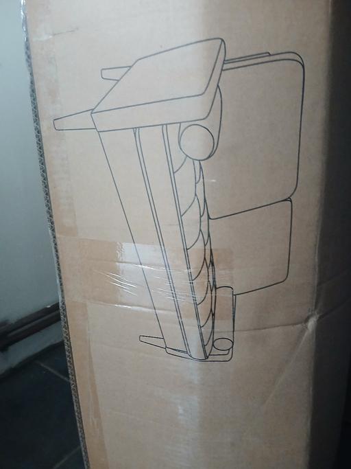 Buy & Sell Skipsea Brough East Riding of Yorkshire - Photos for 2 seater sofa