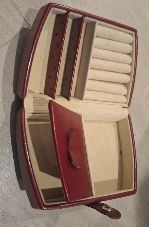 Buy & Sell Devons Road East London - Photos for Jewellery travel box