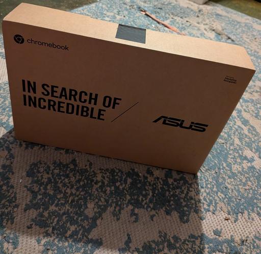 Buy & Sell Laindon Basildon - Photos for NEW Asus Chromebook Flip C214MA 11.6