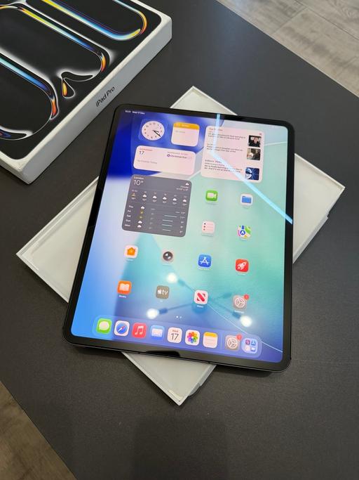 Buy & Sell Dudley Port Sandwell - Photos for iPad Pro 13 M4 512gb Cellular 100% battery