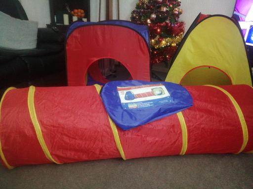 Buy & Sell Moseley Village Wolverhampton - Photos for New child's 3 piece play tent in bag