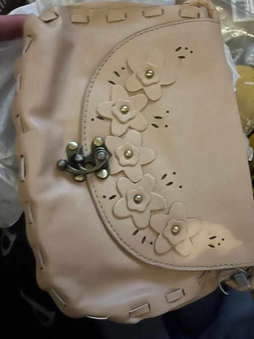 Buy & Sell Wednesfield Wolverhampton - Photos for New bag with shoulder strap 1£