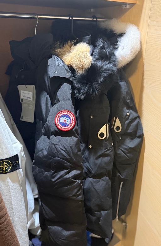 Buy & Sell Leyton East London - Photos for Moose Knuckles Coat