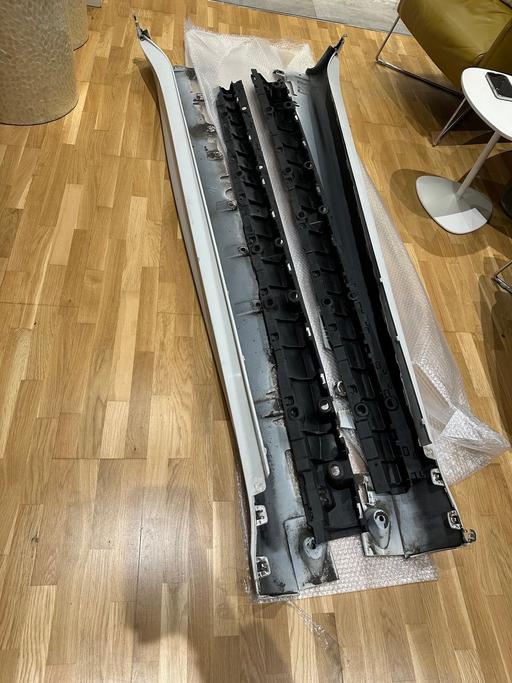 Vehicles Wembley Brent - Photos for BMW X6 F16 SIDE SKIRTS WHITE