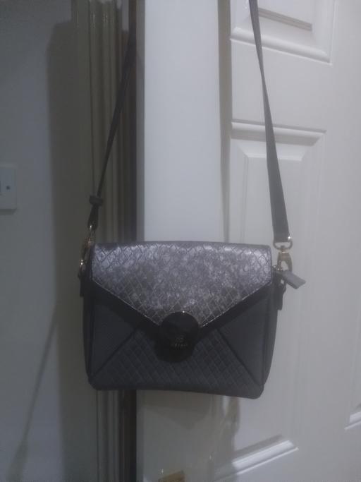 Buy & Sell Streetly Walsall - Photos for BRAND NEW BESSIE HANDBAG