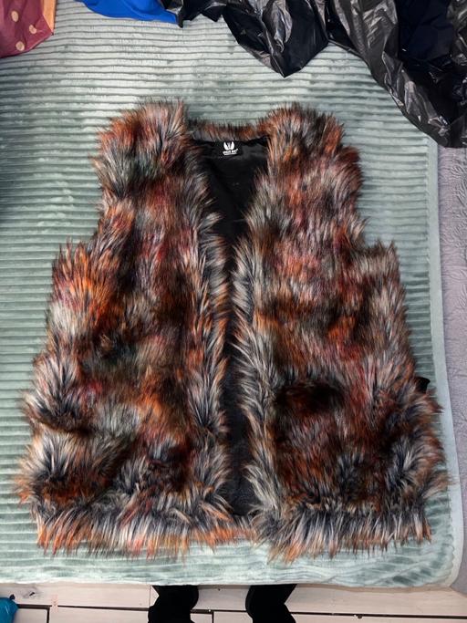 Buy & Sell Everton Liverpool - Photos for Women’s large faux fur gilet body warmer