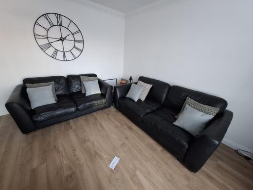 Buy & Sell Northampton West Northamptonshire - Photos for Black Leather Sofa Set