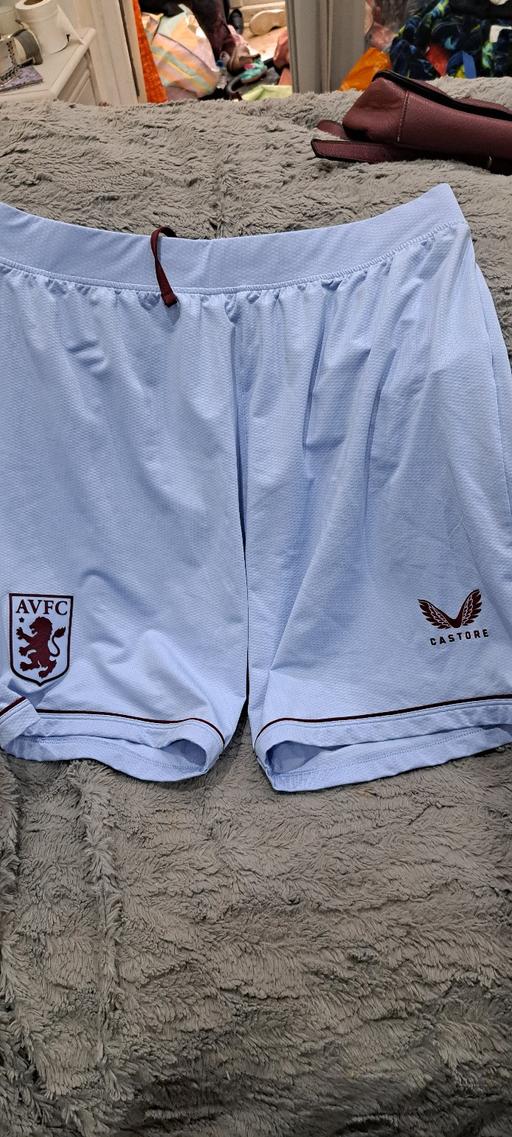 Buy & Sell Sutton Coldfield Birmingham - Photos for Castor AVFC shorts Size L