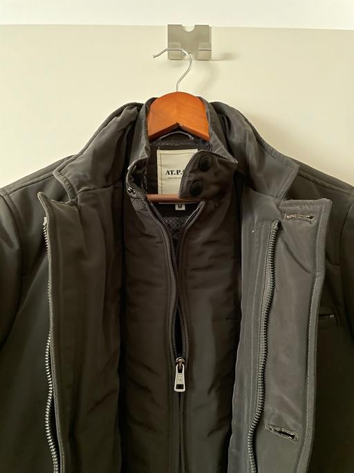 Buy & Sell St Johns South East London - Photos for Smart, warm winter coat