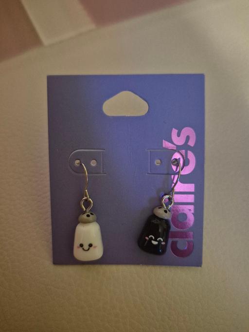 Buy & Sell Crumpsall Manchester - Photos for new Claires Accessories Earrings