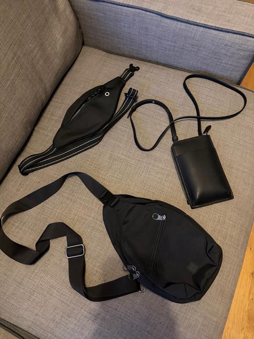 Buy & Sell St Johns South East London - Photos for 3 Cross body bags