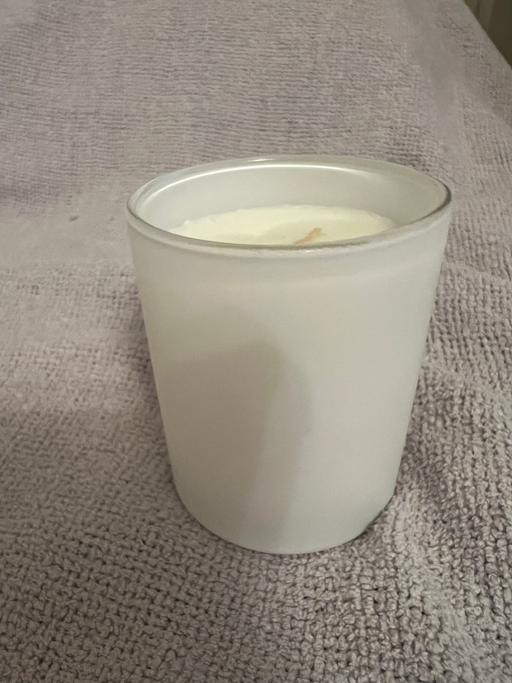 Buy & Sell Hetton-Le-Hole Sunderland - Photos for Vanilla Candle ( New )