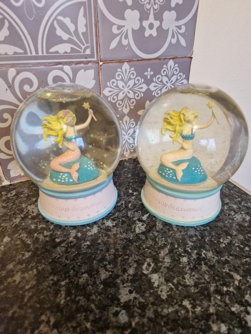 Buy & Sell Leicester City Centre Leicester - Photos for large mermaid snow globes x2
