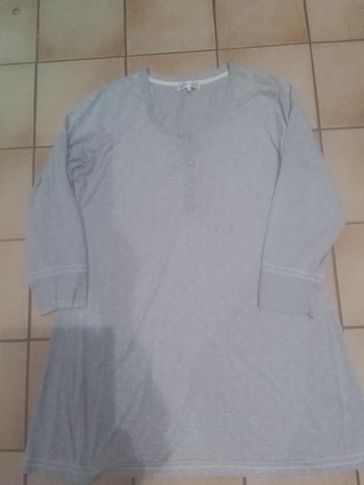Buy & Sell Streetly Walsall - Photos for LADIES GREY STAR NIGHT SHIRT