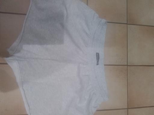 Buy & Sell Streetly Walsall - Photos for PRETTYLITTLETHING GREY SHORTS