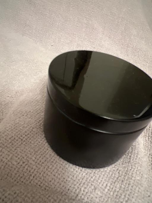 Buy & Sell Easington Lane Sunderland - Photos for Frosted Cinnimon Candle ( New )