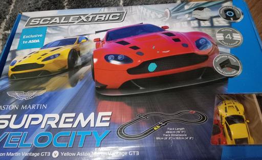 Buy & Sell Dagenham Barking and Dagenham - Photos for Scalextric Aston Martin Supreme Velocity