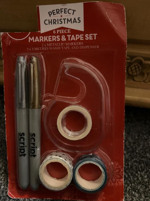 courses Dovecot Knowsley - Photos for Xmas metallic markers , tape & dispenser. New
