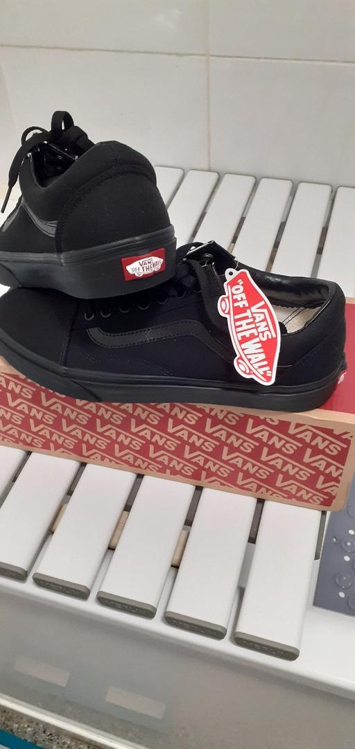Buy & Sell Waterhead Oldham - Photos for vans old skool - Black canvas UK 8.5