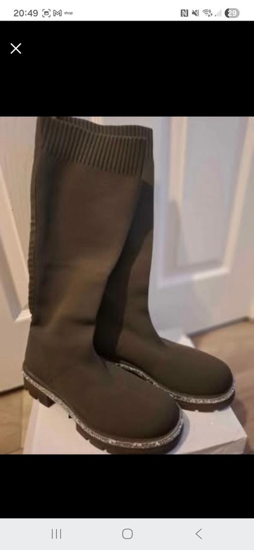 Buy & Sell Gledhow Leeds - Photos for khaki Calf Strech Sock Boots size 5