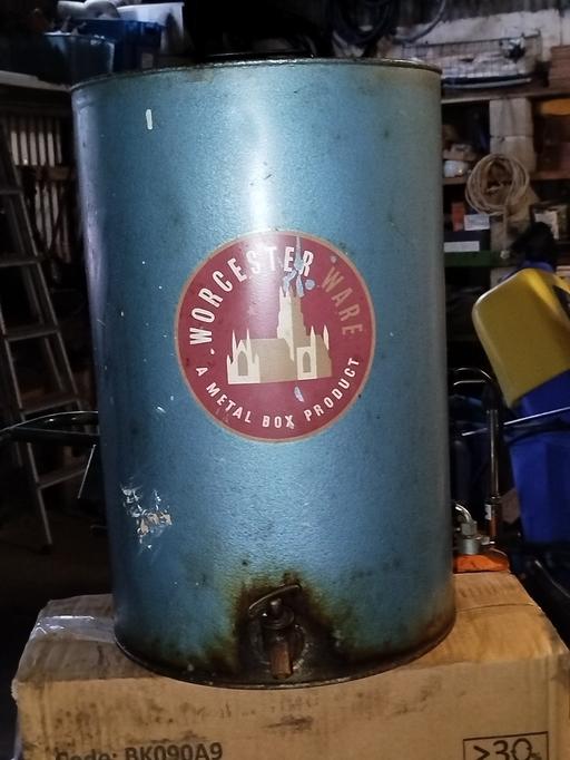 Buy & Sell Tame Valley Industrial Estate Tamworth - Photos for Vintage Worcester Ware 5 Gallon Oil Dispenser