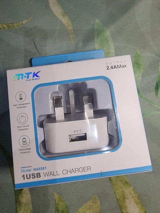 Buy & Sell Crumpsall Manchester - Photos for 2.4A MTK USB-A charger with USB-A to C cable