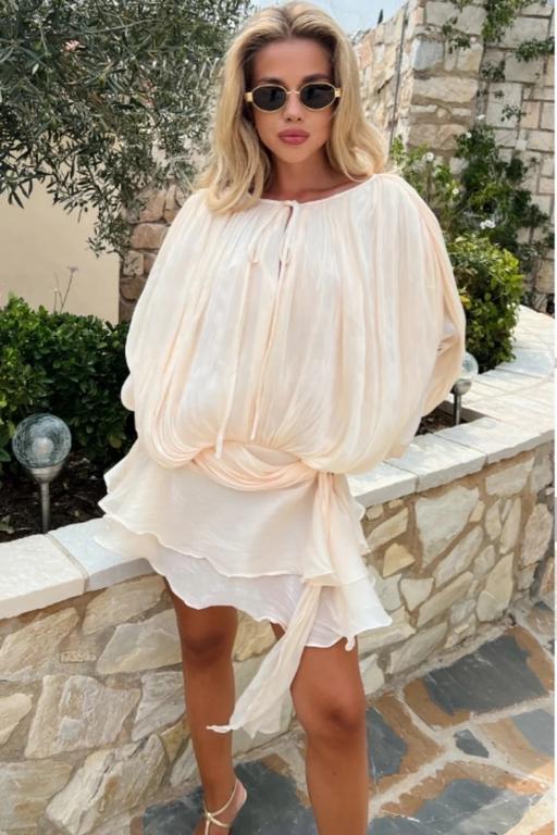 Buy & Sell Watford Three Rivers - Photos for Women’s cream satin short dress